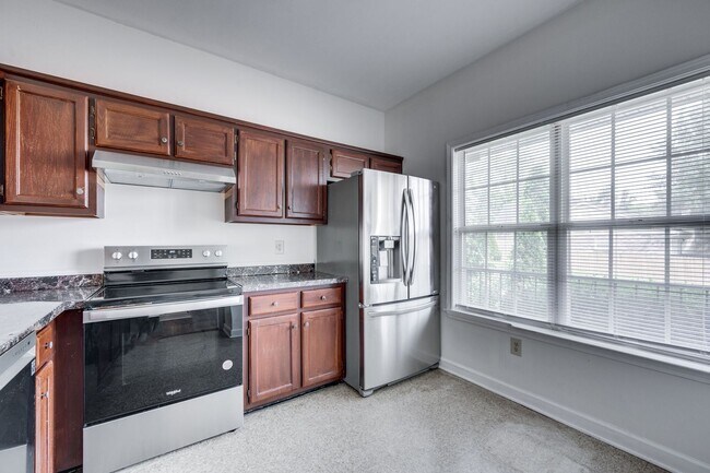 Building Photo - Great 3 bed 2 bath Home in Bellevue!