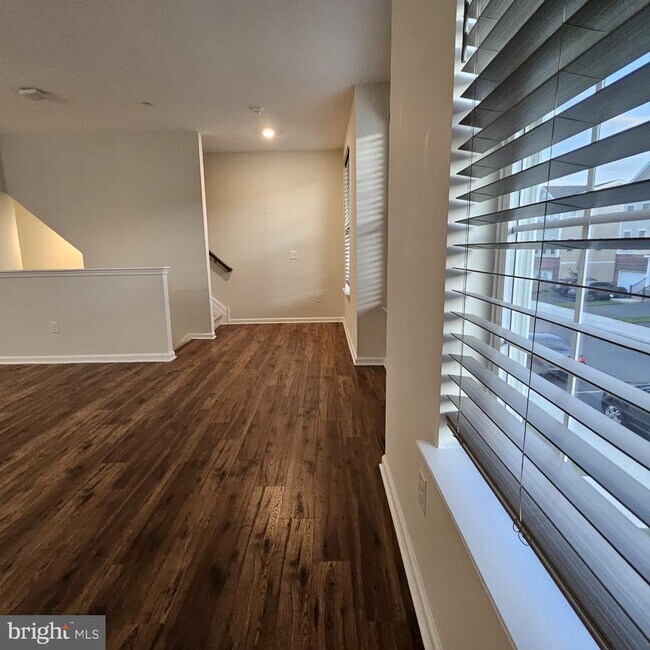 Building Photo - 107 Kramer Ct