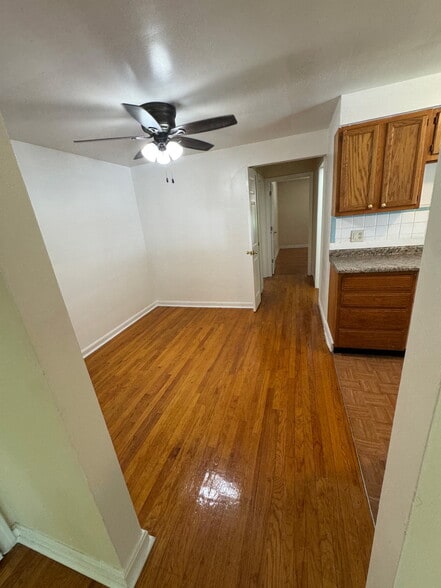 Building Photo - 2929 Cavanaugh Ave