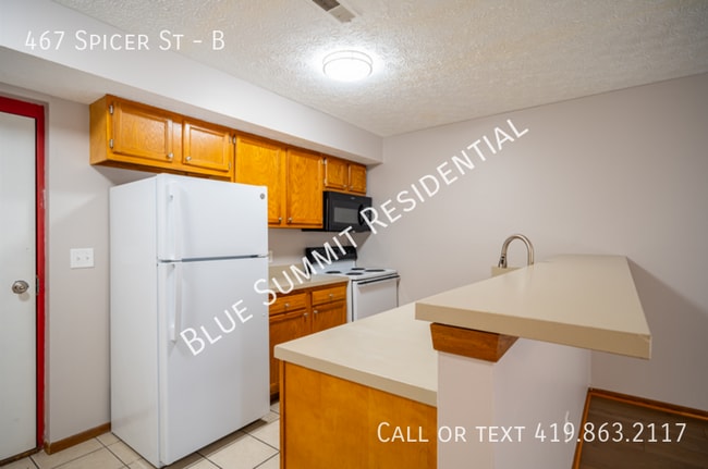 Building Photo - 467 Spicer Street