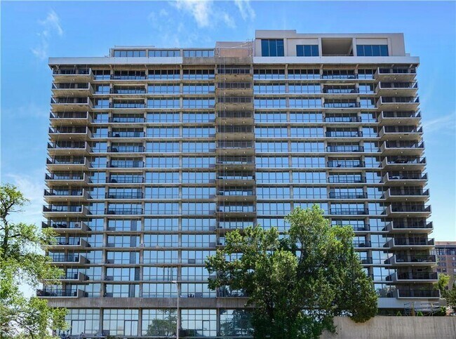 Building Photo - 600 Admiral Blvd