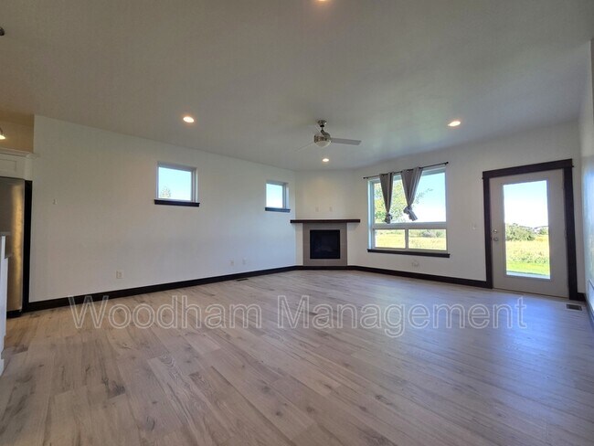Building Photo - 4423 Ethan Way