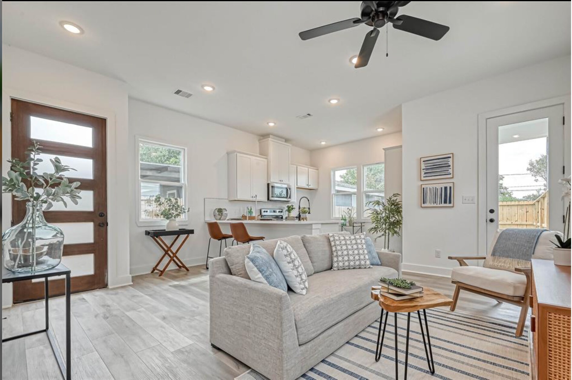 Building Photo - 9306 Arledge St