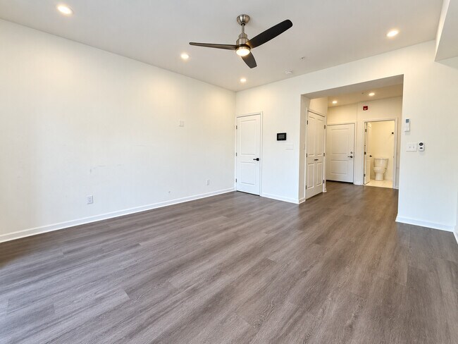Building Photo - 2251 N 33rd St