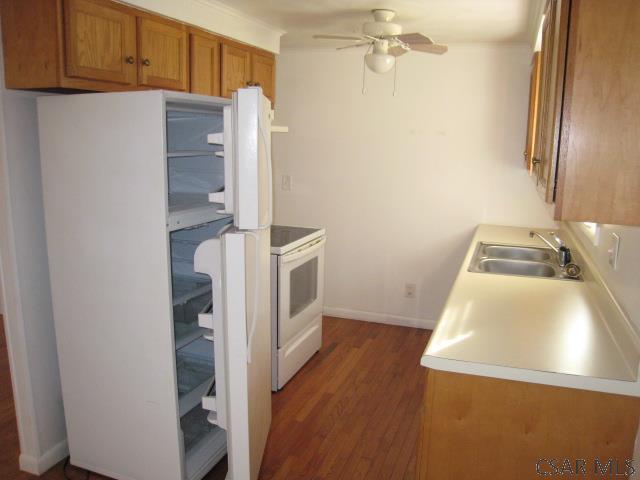 Building Photo - 125 Hickory Dr