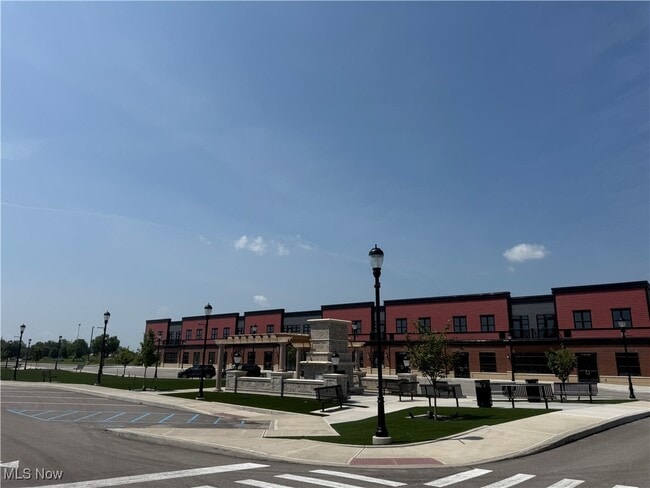 Building Photo - 203 Park Dr