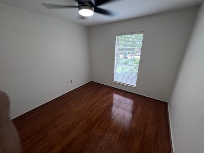 Building Photo - 21 N Waxberry Rd
