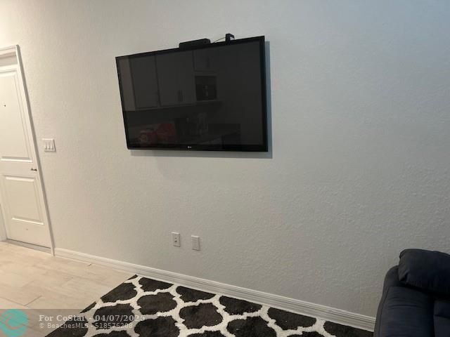 Building Photo - 5000 Armina Pl