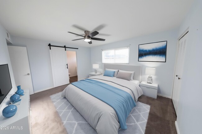 Building Photo - 2625 S Los Feliz Dr