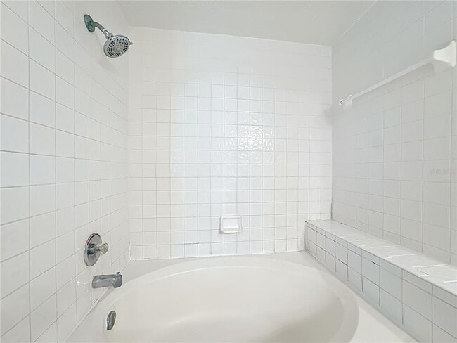 Building Photo - 5560 Metrowest Blvd