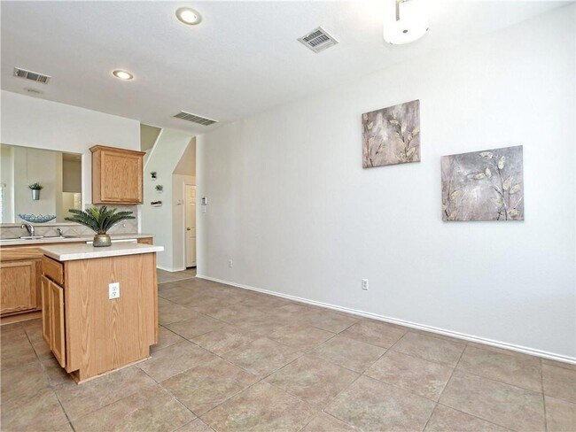 Building Photo - 1117 Rawhide Trail
