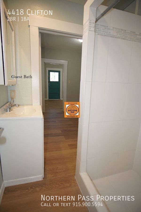Building Photo - 4418 Clifton-