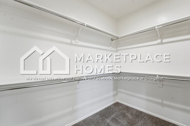 Building Photo - 22617 E Via Las Brisas