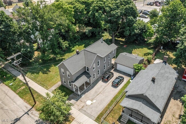 Building Photo - 5017 Tillman Ave