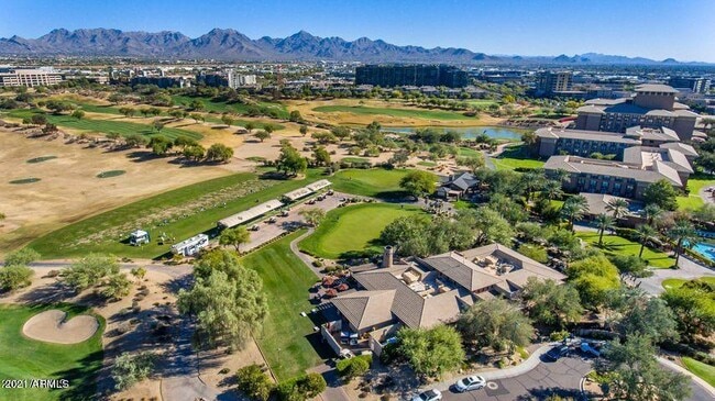 Building Photo - 15240 N Clubgate Dr