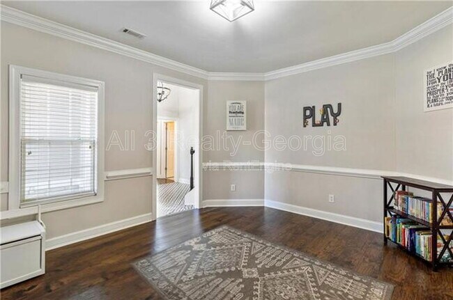 Building Photo - 203 Lenox Dr