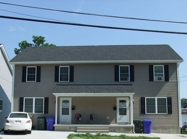 Building Photo - Beautiful Duplex in the Heart of Indian Or...