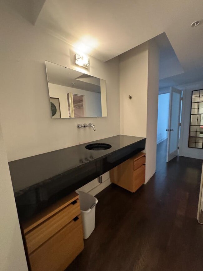 Building Photo - 199 14th St NE