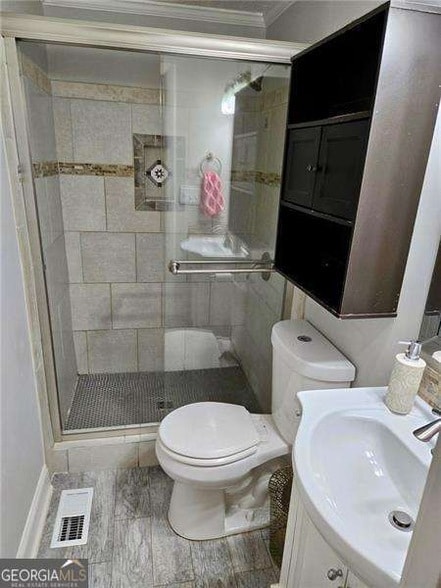 Building Photo - 9695 N Pond Cir