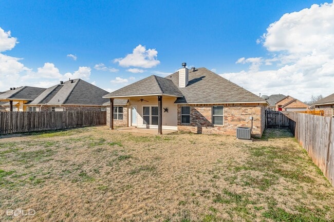 Building Photo - 2370 Tallgrass Cir