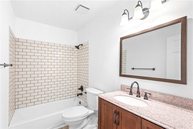 Building Photo - 5184 W Price Rd