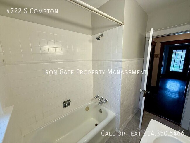 Building Photo - 4722 S Compton-
