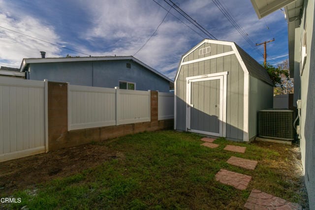 Building Photo - 1720 E Linfield St