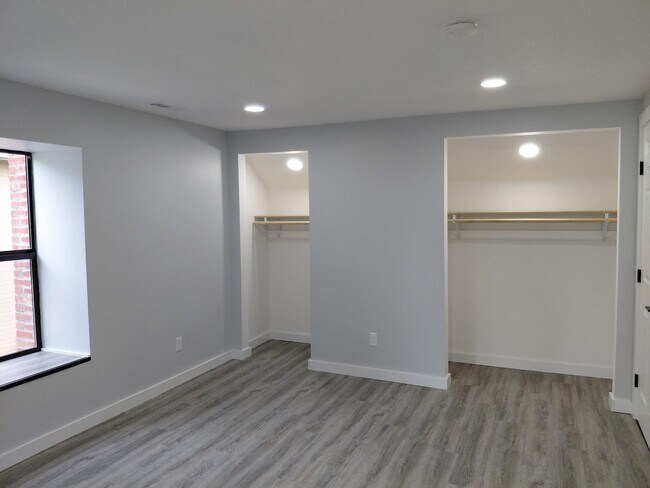 Building Photo - Palmer Apts