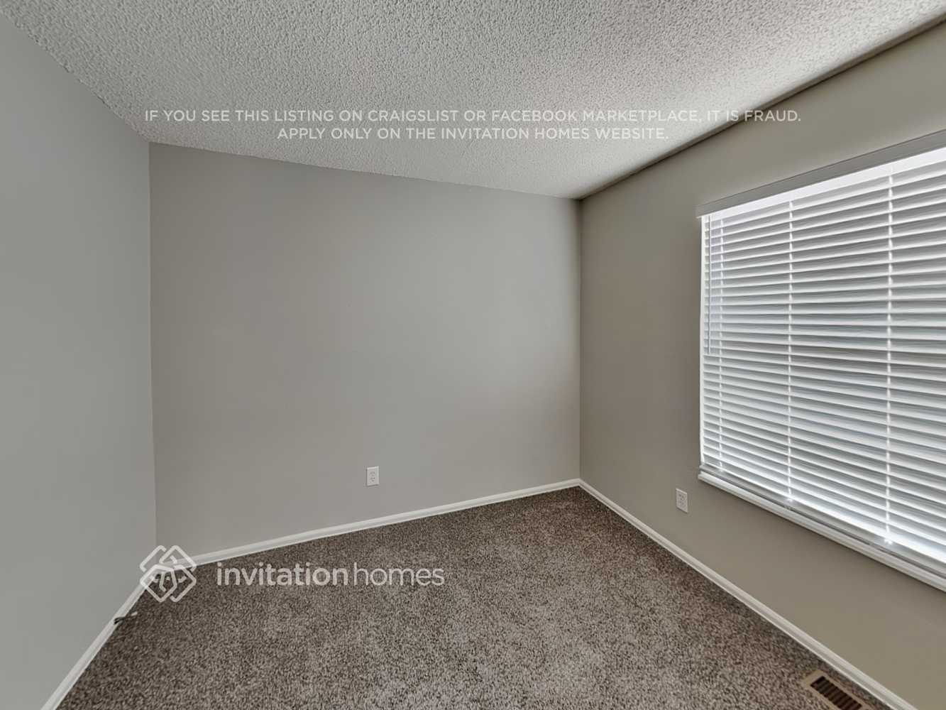 Building Photo - 1656 Cottonwood St