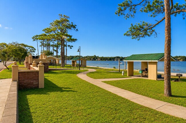 Building Photo - 769 Sundial Ct