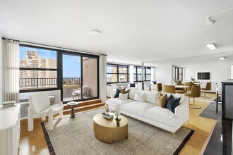 Building Photo - 7002 JFK Blvd E