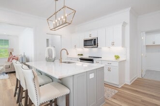 Building Photo - NEW BUILD TOWNHOME LOCATED IN THE VILLAS AT FIVE OAKS!