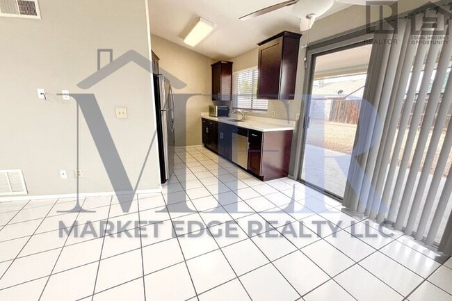 Building Photo - 1Bed/1Bath House at 31st Ave/Beardsley! $1...