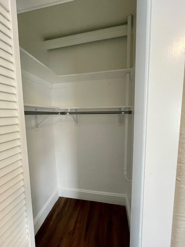 Building Photo - 5007 W 43rd Ave