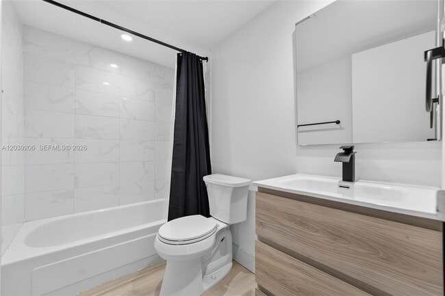 Building Photo - 13155 Ixora Ct