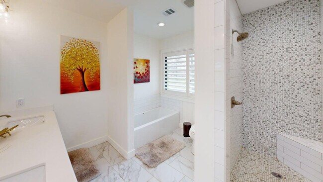 Building Photo - 5110 TX-OSR