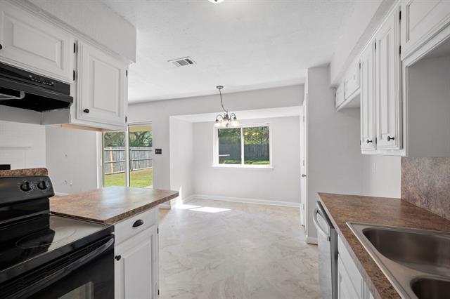 Building Photo - 5309 Windy Meadow Dr