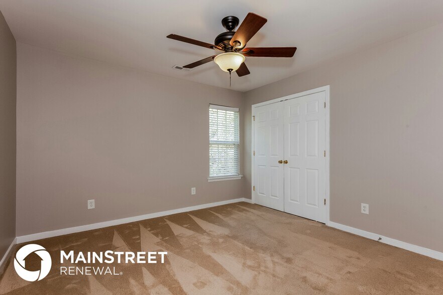 Building Photo - 10620 Candlestick Ct