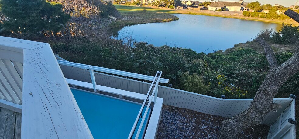 Building Photo - 5315 Captains Way
