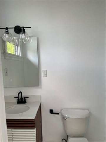 Building Photo - 3208 Louisiana Ave Pkwy