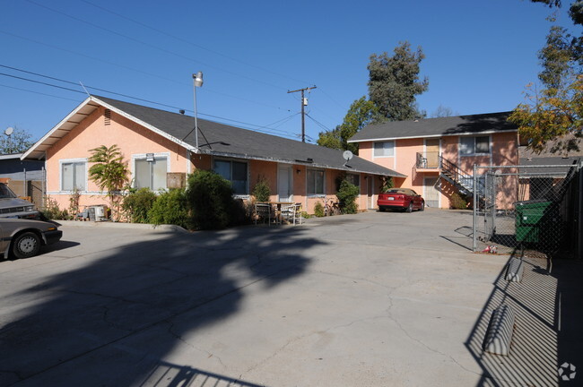 Building Photo - 21862 Dracaea St