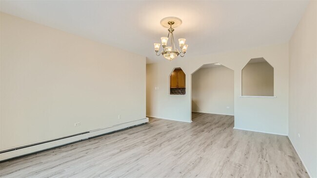 Building Photo - 8936 N Parkside Ave