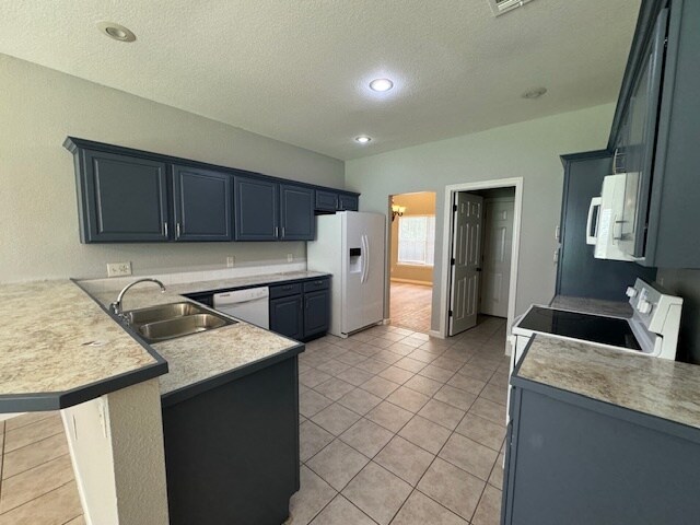 Building Photo - 1109 N Wren Dr