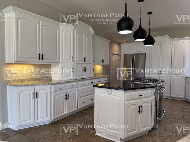 Building Photo - 3121 Squire Ct