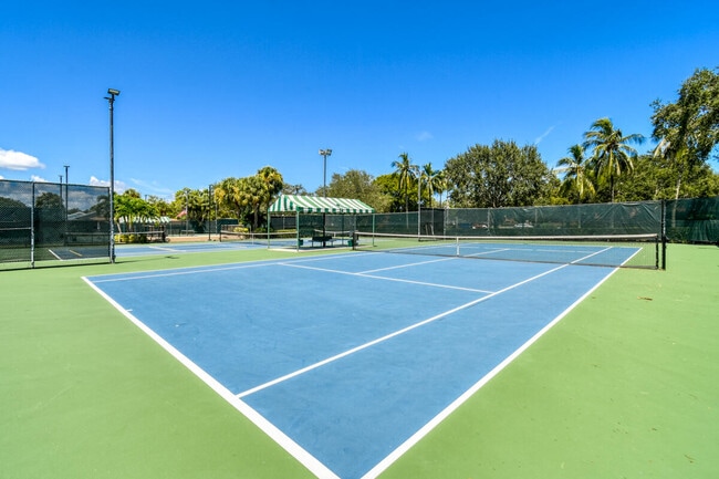 Building Photo - 3071 30th Ct