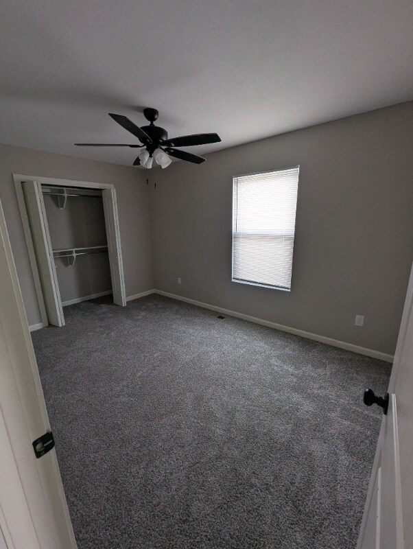 Building Photo - 8892 W Meadow Park