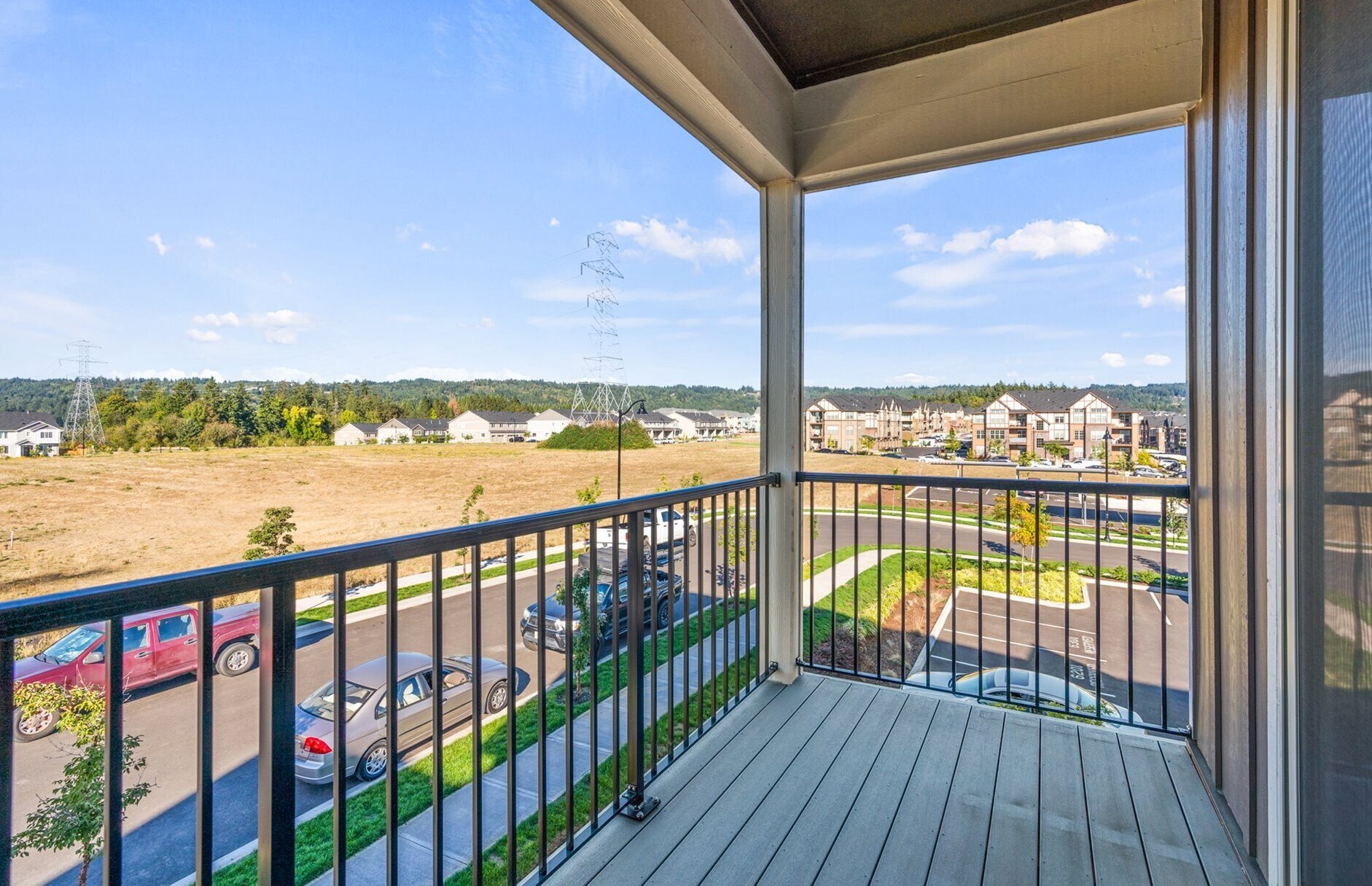 Building Photo - 16323 NW Chadwick Way