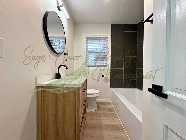 Building Photo - WELCOME HOME TO COMFORT & STYLE