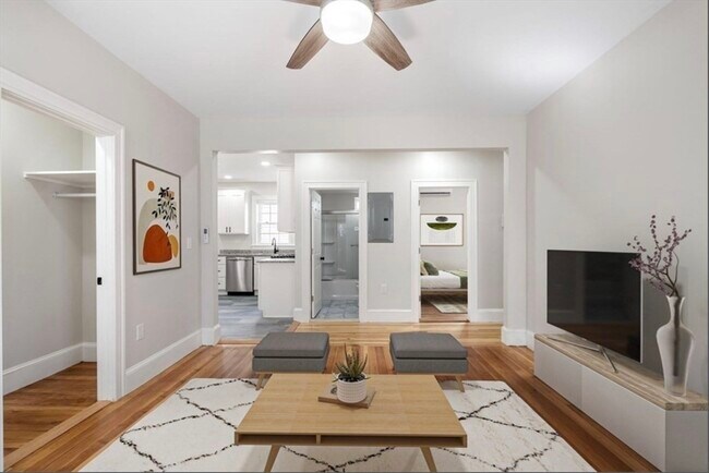 Building Photo - 511 Geneva Ave