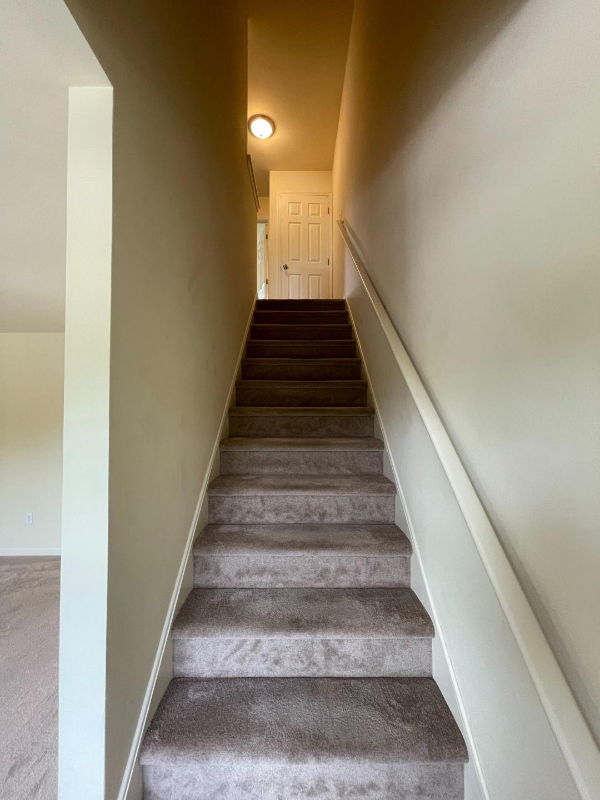 Building Photo - 906 Gregs Dr